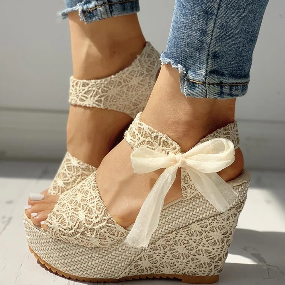 ✨ Sandalias de Encaje con Plataforma – Elegancia y Altura para Cada Paso ✨