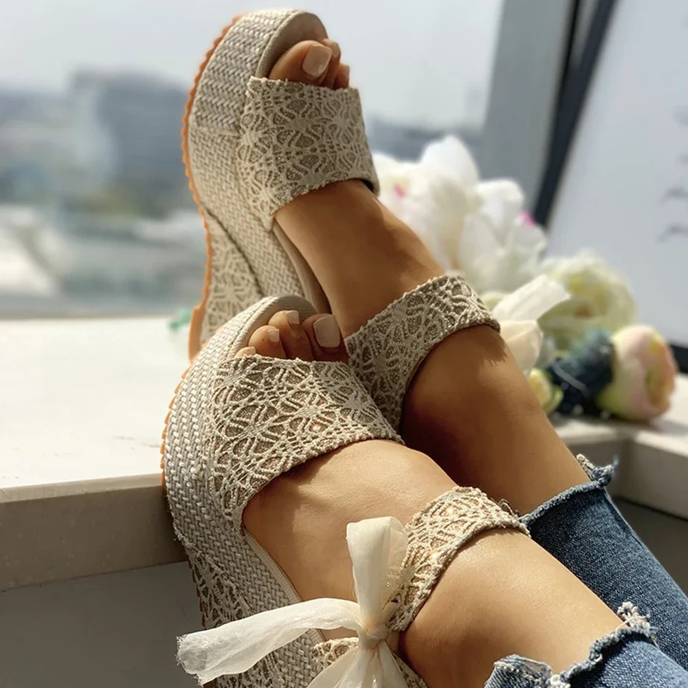 ✨ Sandalias de Encaje con Plataforma – Elegancia y Altura para Cada Paso ✨