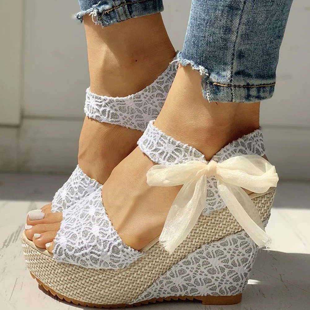 ✨ Sandalias de Encaje con Plataforma – Elegancia y Altura para Cada Paso ✨