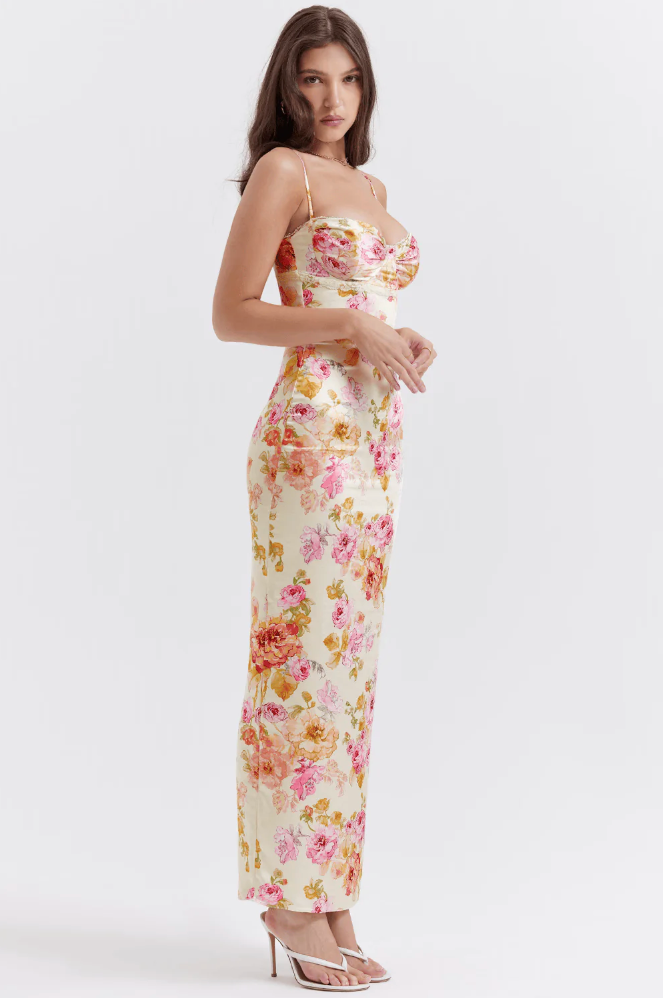 Amelin | Floral